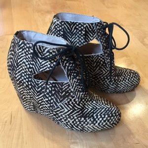 80%20 Calf Hair Wedge Bootie Animal Print Lace Up